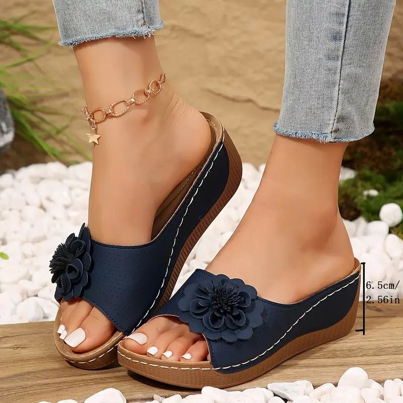 🎉Last day for limited time discounts🎉Women's Comfort Flower Slip-On Sandals(The more you buy, the higher the discount)