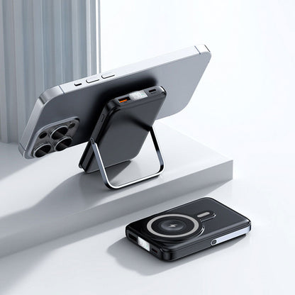 Magnetic Fast Charging Power Bank With Stand